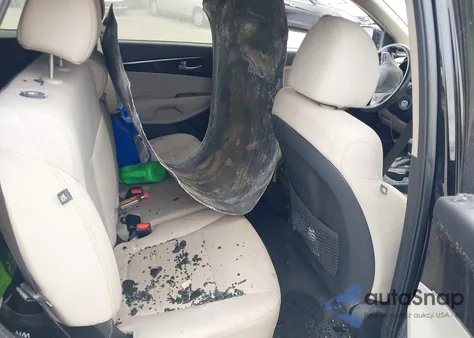 2020 Kia Sorento 2.4L Lx from USA, damaged, VIN 5XYPG4A30LG660421